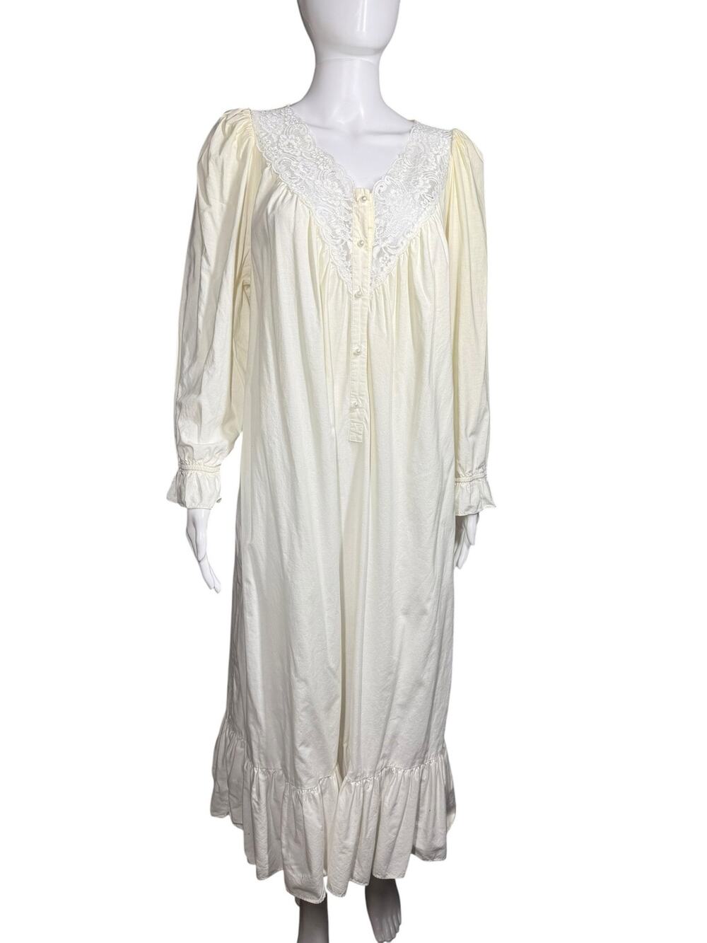Vintage 70s Victoria's Secret White Cream Lace Long Sleeve Nightgown Medium